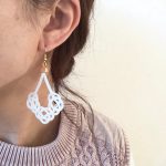 連続あわじ結びのピアス