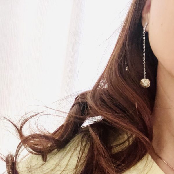 水引あわじ玉のピアス｜耳元で可愛らしく揺れる定番のアイテム