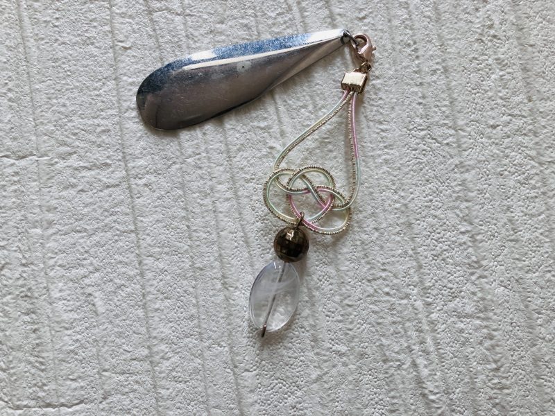 水引あわじ結びの帯飾り