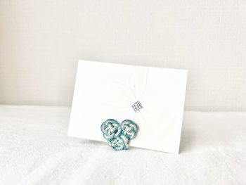 水引あわじ結びのカードスタンド 水引あわじ結びのカードスタンド