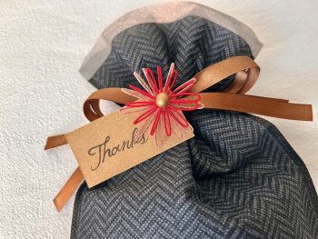 水引菊芯のラッピング飾り