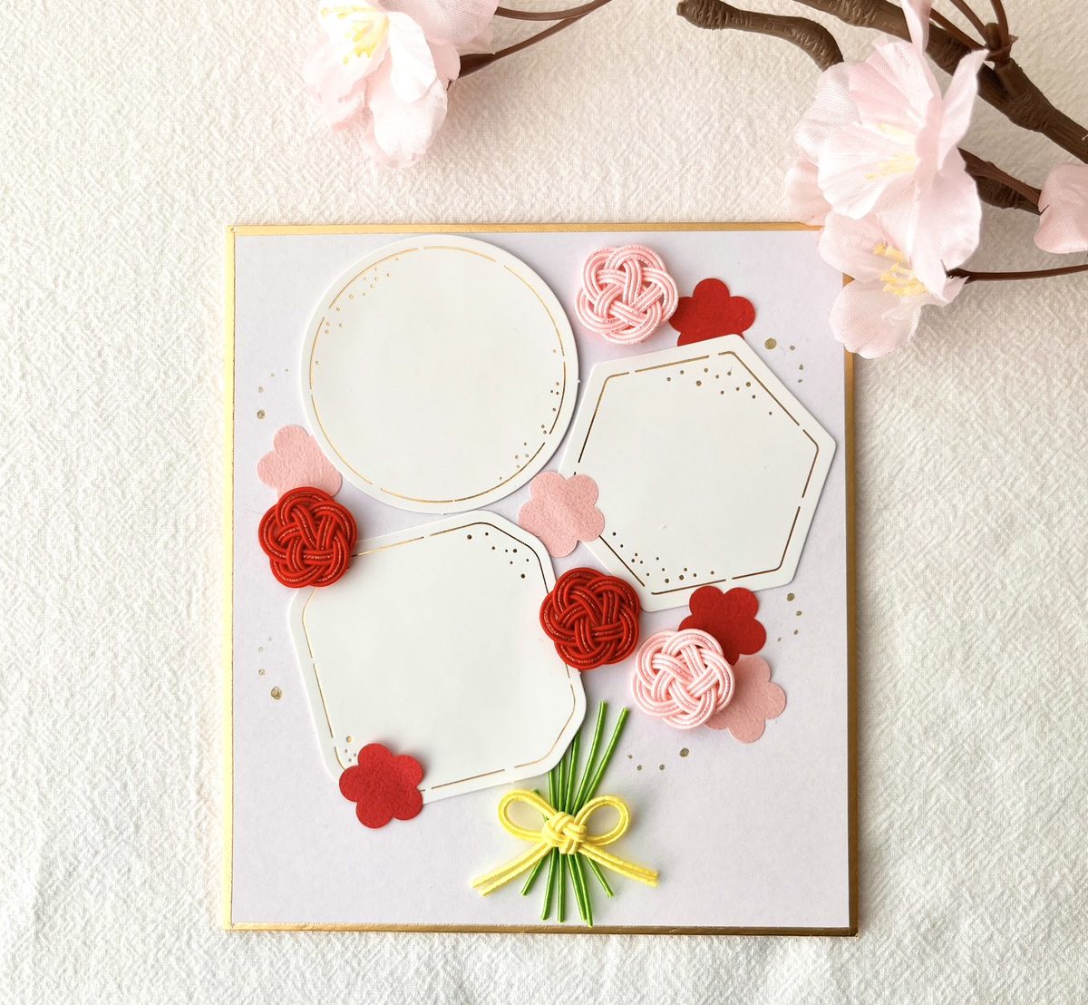 水引梅結びのデザイン色紙｜先生方へのお礼や退職者への気持ちを集めて