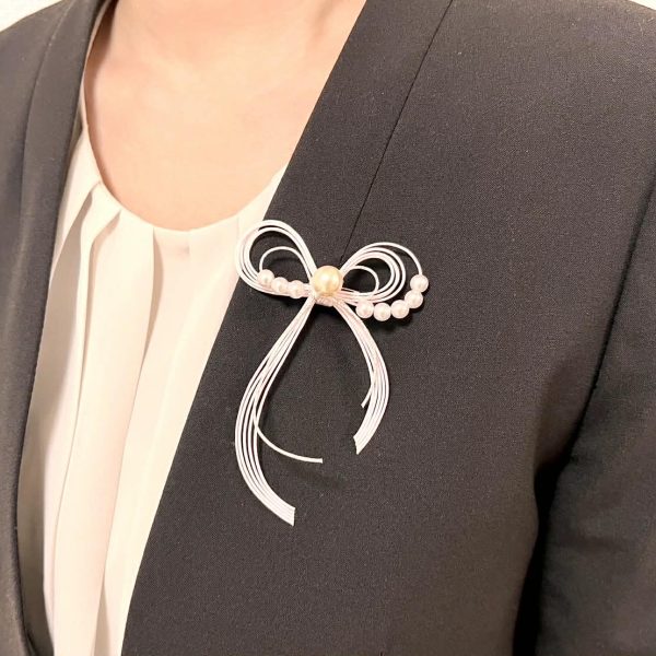 水引叶結びのブローチ｜卒業式・入学式、歓送迎会など定番リボンの代わりに