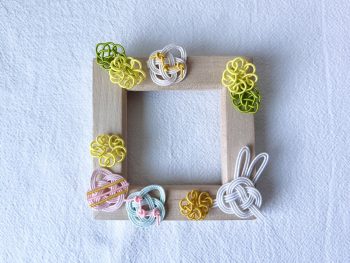 水引で飾るイースターのフォトフレーム