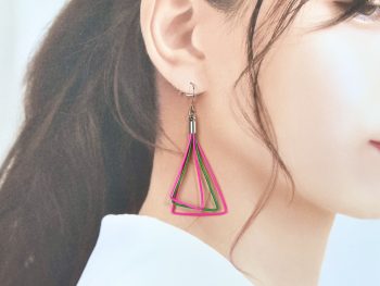 水引紐で作る三角ピアス
