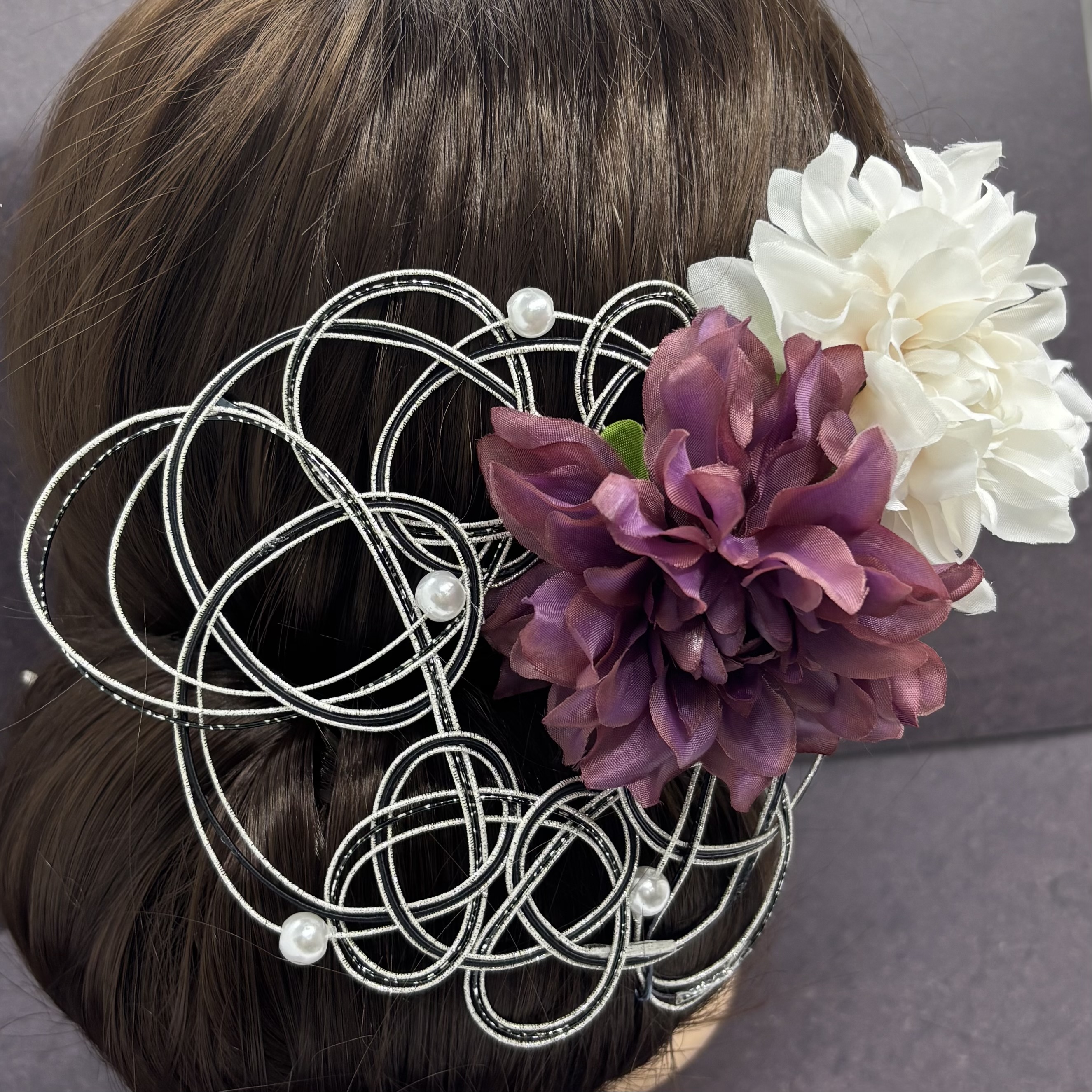 和装にも洋装にも